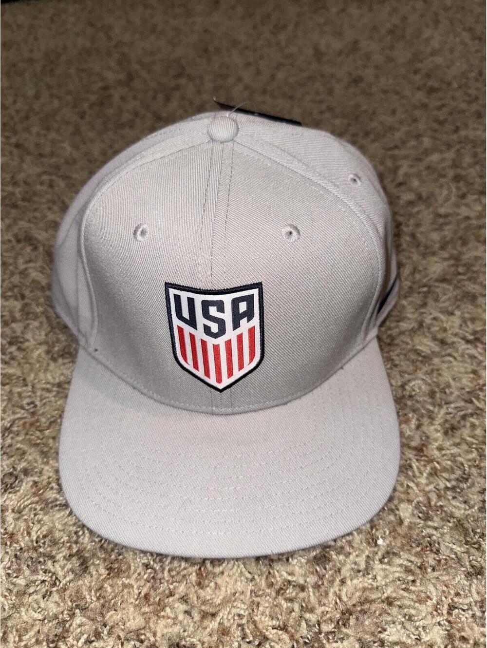 Nike Men’s U.S. Classic99 Trucker Hat